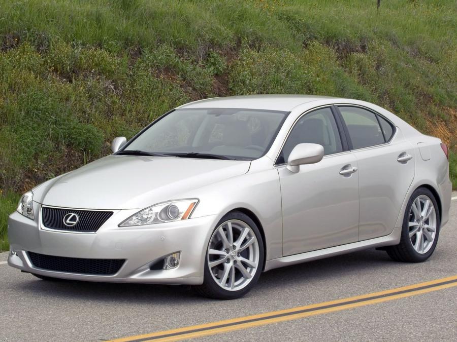  Lexus IS350 2005 года  (фото 69 из 82)
